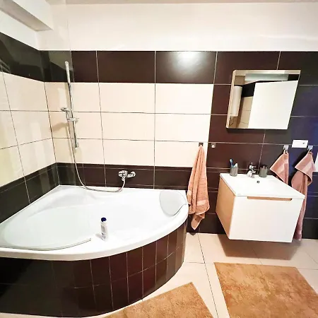Mm Apartman Panorama شقة *